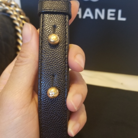Chanel old medium boy caviar ghw - Picture 2 of 9